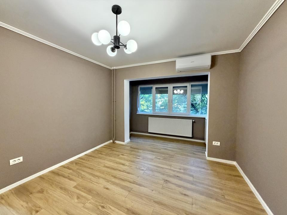 Apartament renovat complet, 2 camere, etaj 1-Gheorghe Lazar