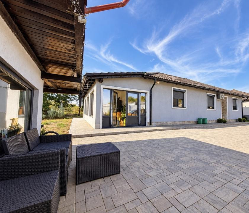Casa Individuala, 141 mp utili, 460mp teren, 4 camere -Sag