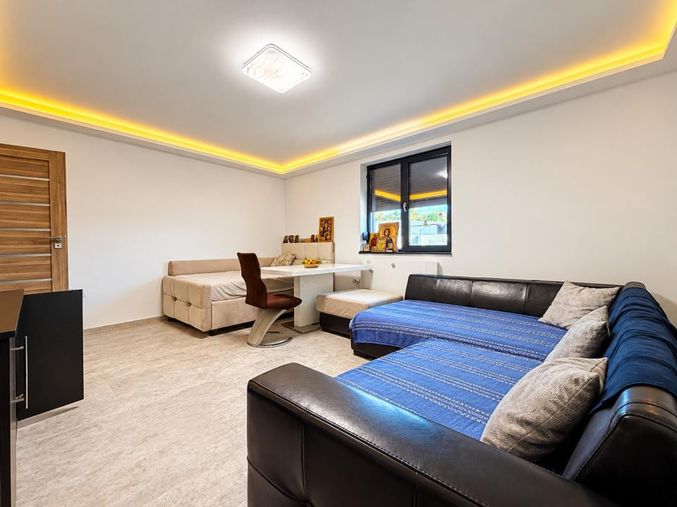 Casa Individuala, 141 mp utili, 460mp teren, 4 camere -Sag