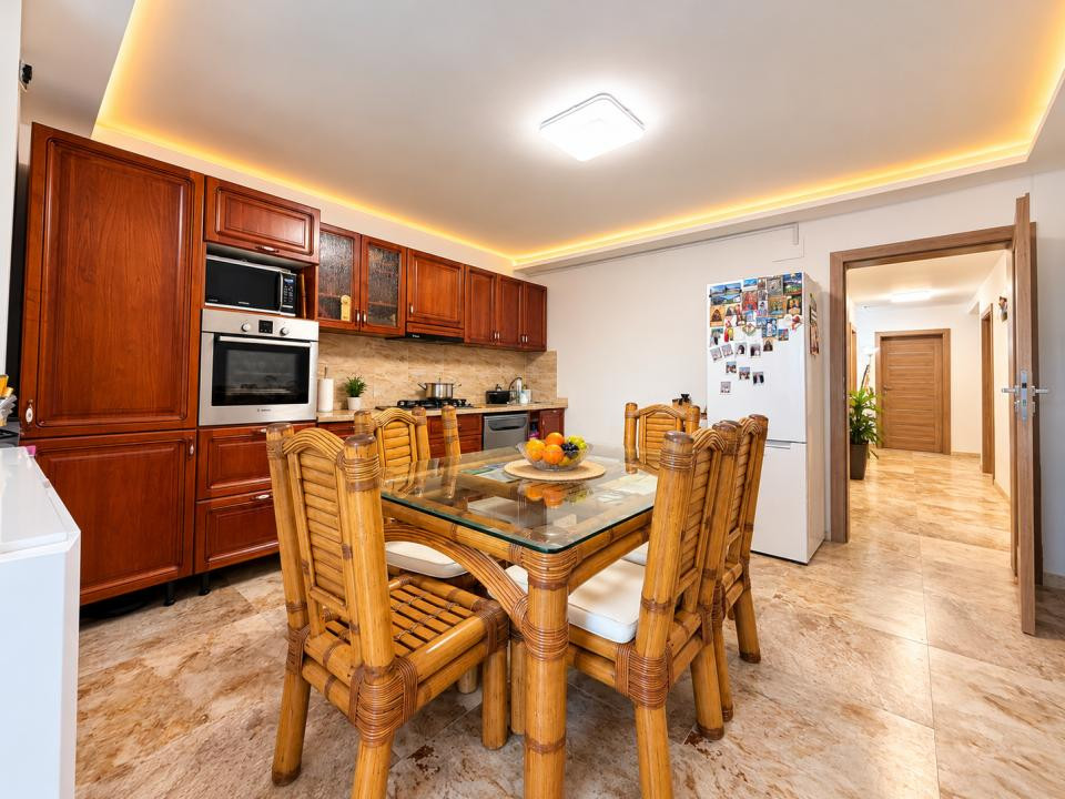 Casa Individuala, 141 mp utili, 460mp teren, 4 camere -Sag