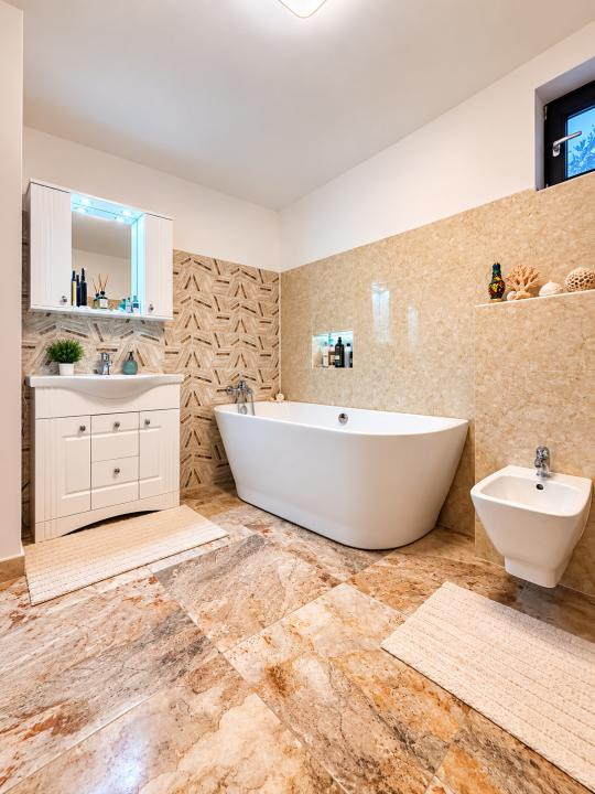 Casa Individuala, 141 mp utili, 460mp teren, 4 camere -Sag