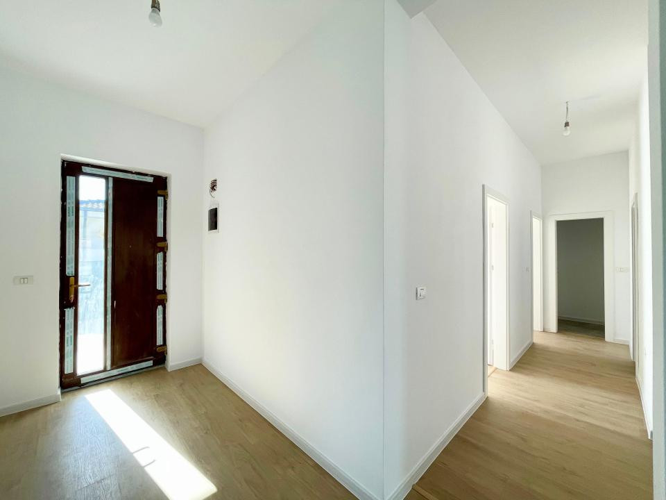 Duplex cu 4 camere pe parter, teren 515mp - Mosnita Noua