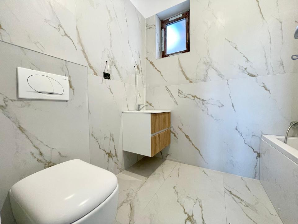 Duplex cu 4 camere pe parter, teren 515mp - Mosnita Noua