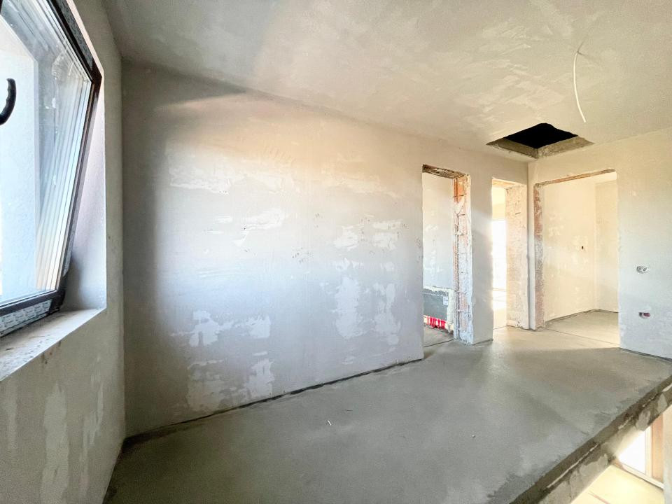 Duplex cu 3 dormitoare, predare la cheie - Mosnita Veche