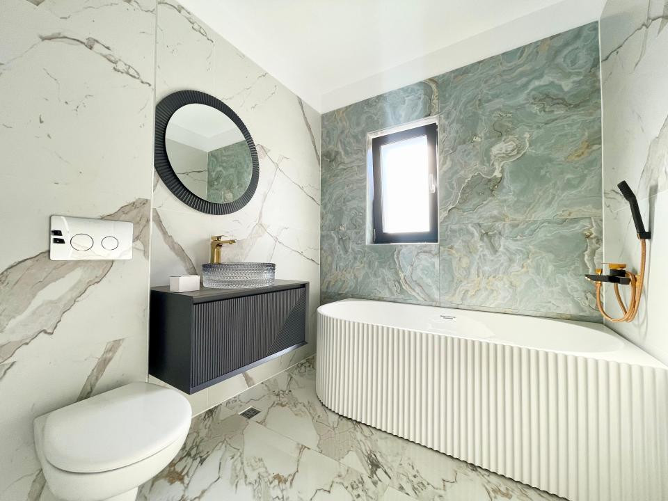 Duplex 4 camere, 94mp utili, 275mp teren - Mosnita Noua