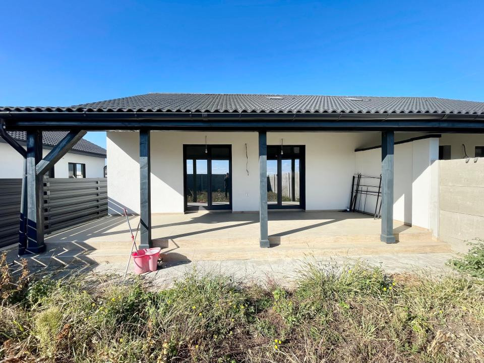 Duplex 4 camere, 94mp utili, 275mp teren - Mosnita Noua
