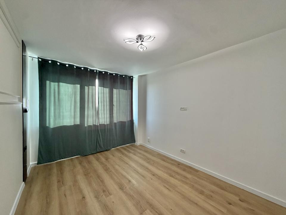 Apartament 2 camere, renovat complet, etaj 9/10, zona Dambovita 