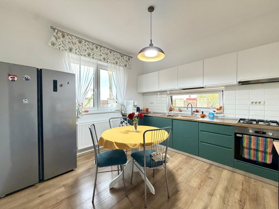 Duplex spatios, 4 camere, 115 mp utili, 320 mp teren - Dumbravita