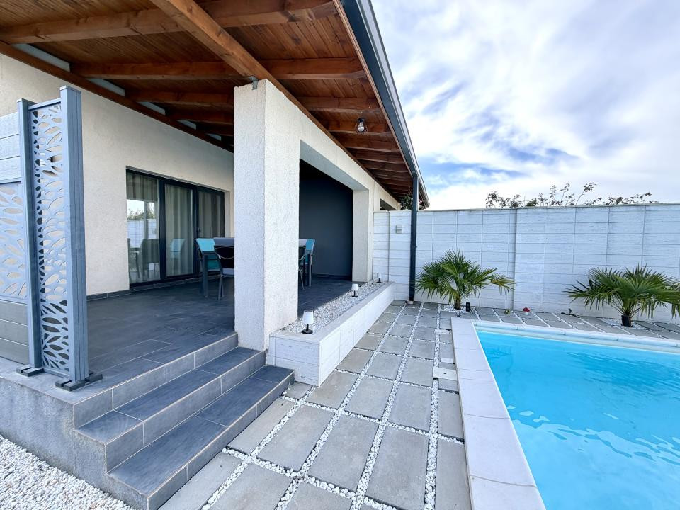 Duplex cu piscina si sala fitness, 4 camere, 113 mp utili - Dumbravita