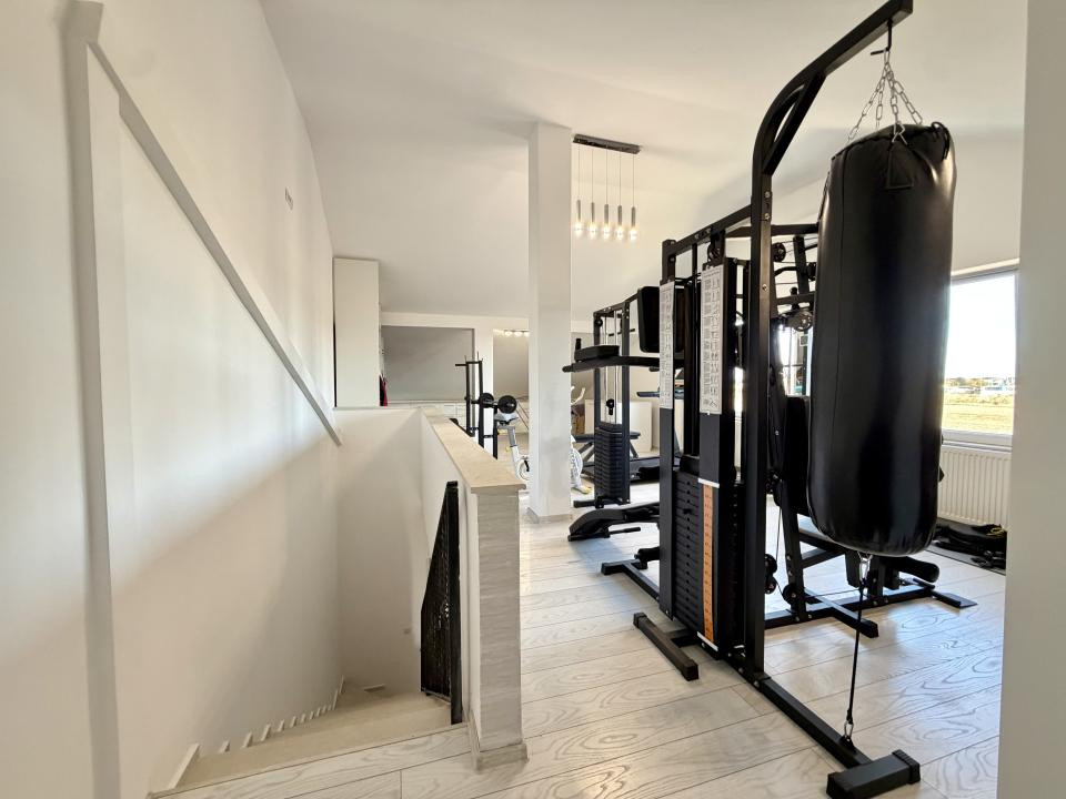 Duplex cu piscina si sala fitness, 4 camere, 113 mp utili - Dumbravita