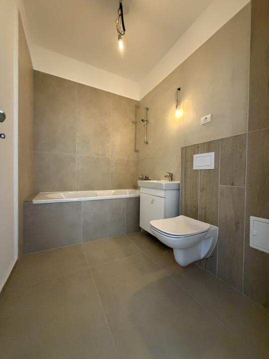 Apartament 2 camere, 52mp utili, etaj 3, pod-Giroc