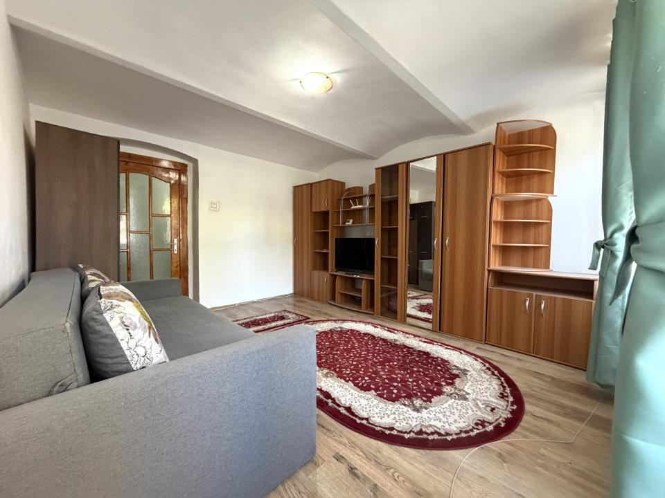 Apartament cu 1 camera, 33mp utili, demisol inalt-Zona Balcescu 