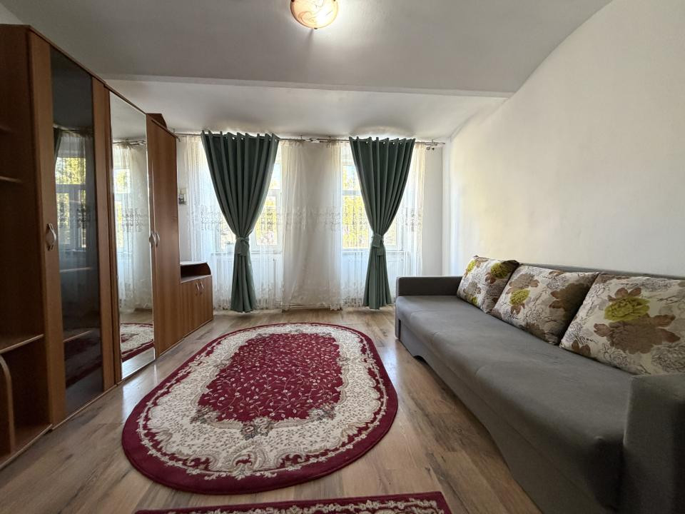 Apartament cu 1 camera, 33mp utili, demisol inalt-Zona Balcescu 