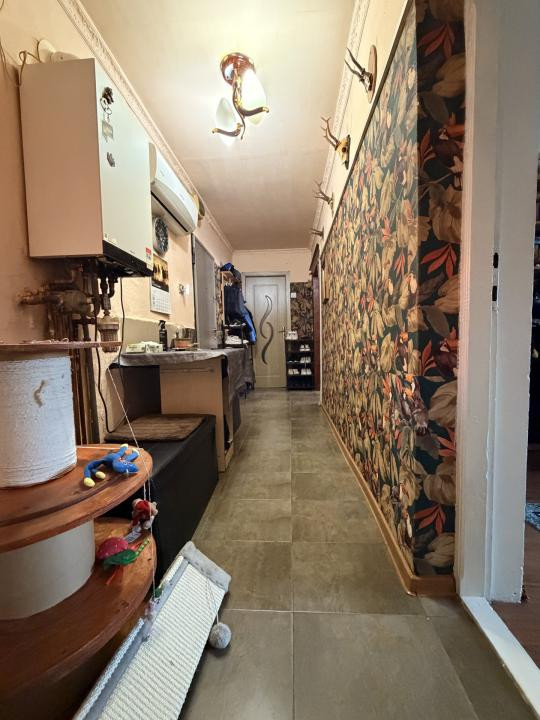 Apartament 3 camere, la casa, 178 mp utili, curte comuna, parter-Modern