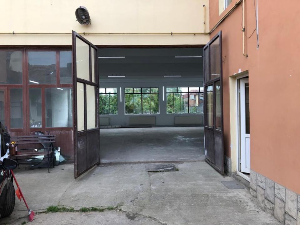 Casa individuala P+E+M cu 7 camere, garaj 140mp, 1084mp teren - Timisoara
