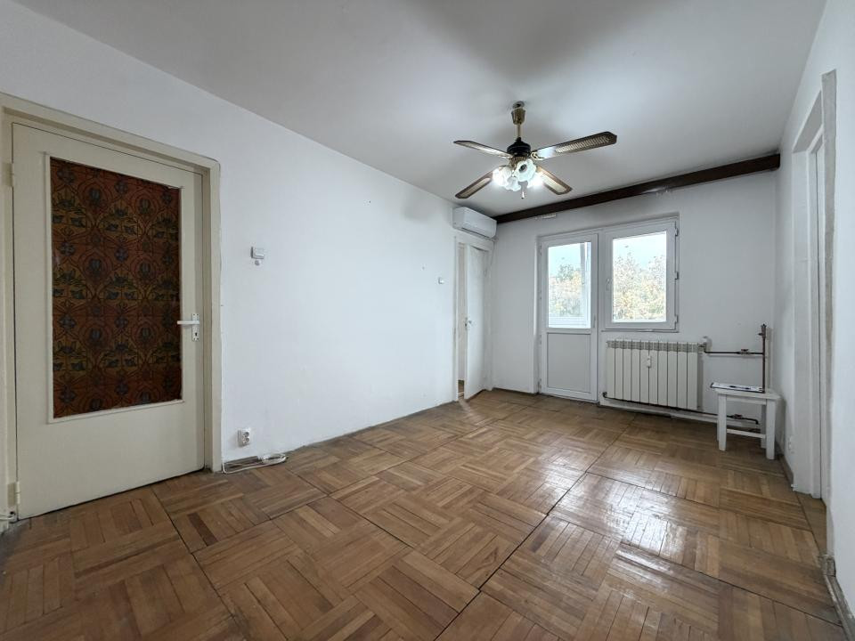 Apartament 3 camere, 44mp utili, etaj 4 - Piata Doina