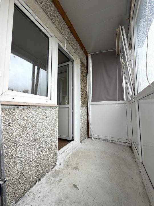 Apartament 3 camere, 44mp utili, etaj 4 - Piata Doina