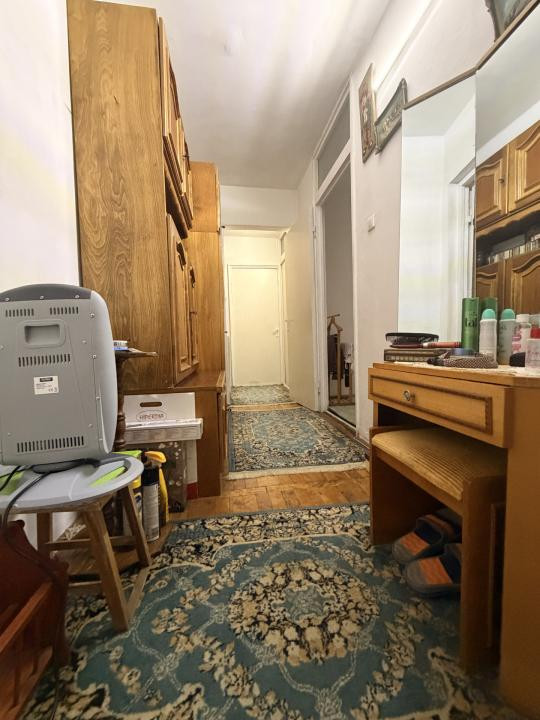 Apartament 3 camere, 72 mp utili, etaj 2, boxa înscrisă in CF - Soarelui