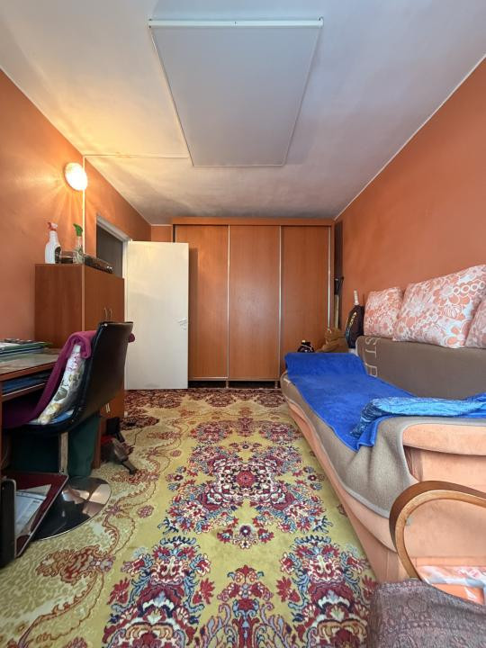 Apartament 3 camere, 72 mp utili, etaj 2, boxa înscrisă in CF - Soarelui