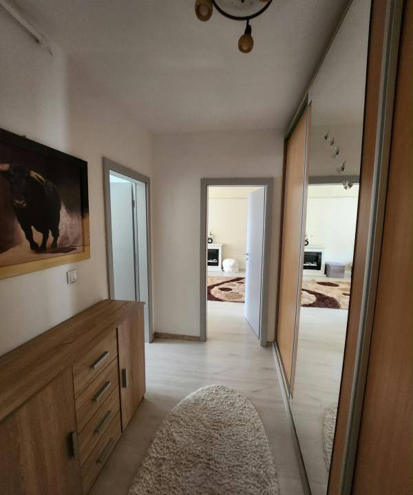 Apartament 2 camere, 56 mp utili, renovat recent -Calea Sagului