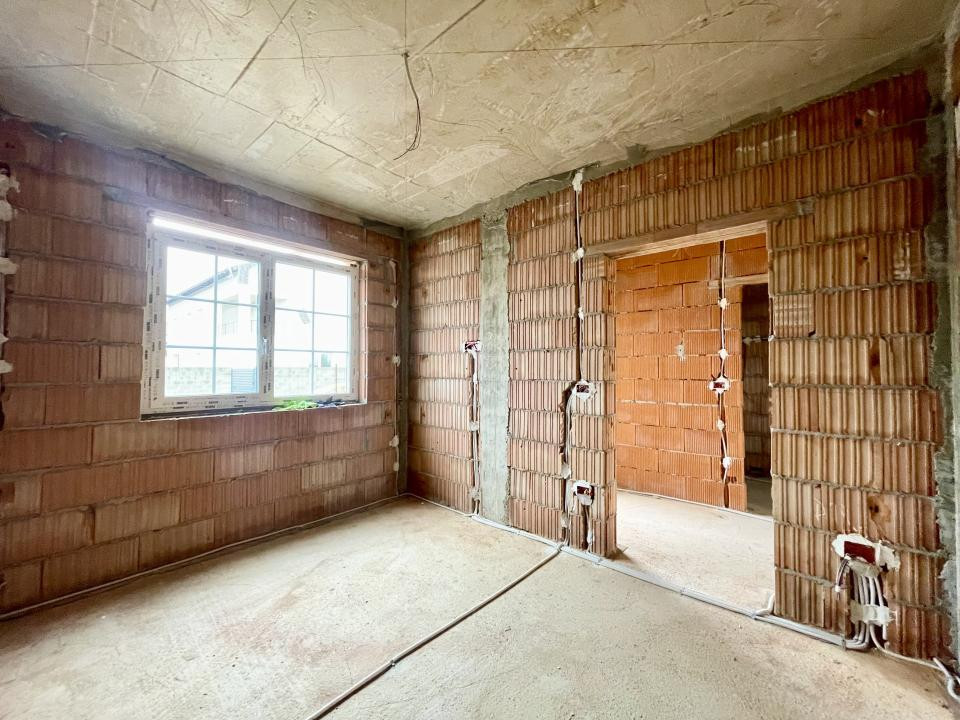 Duplex in stil nordic - 4 camere si 3 bai - Mosnita Noua