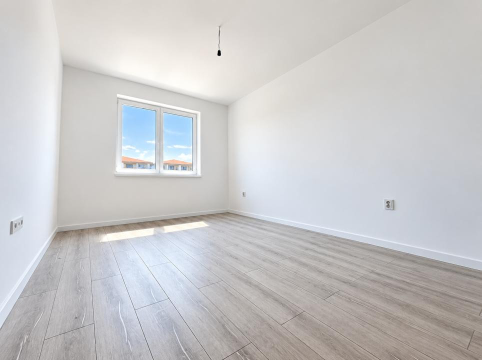 Apartament 2 camere, decomandat, 49 mp utili, etaj 2-Giroc