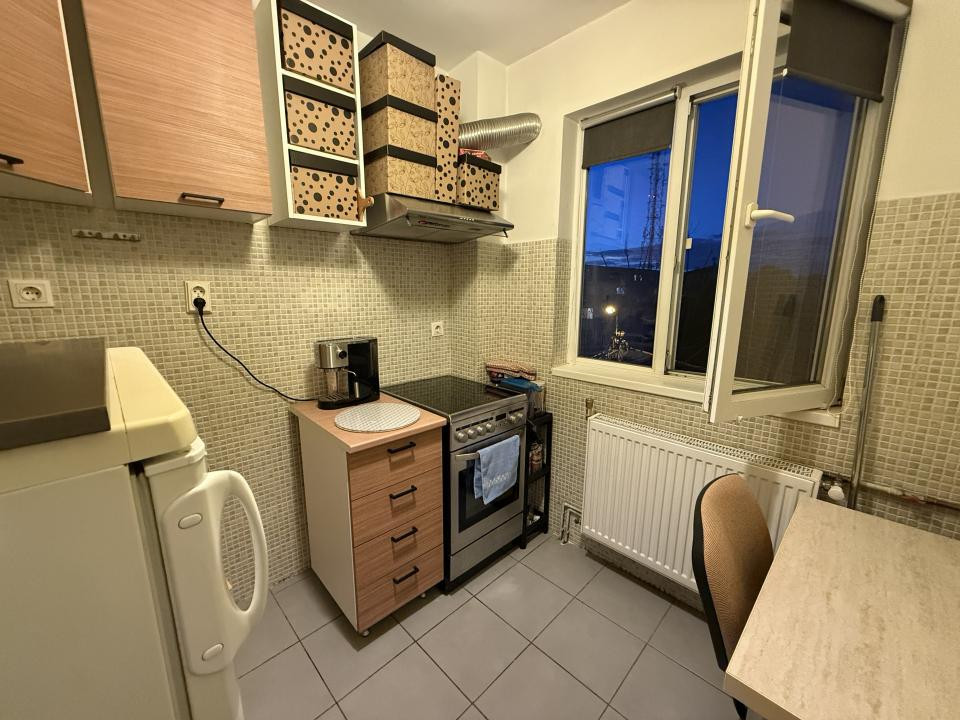 Apartament cu 2 camere, etaj 3 - Complexul Studentesc