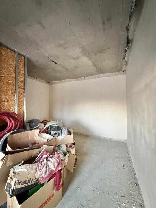 Spatiu comercial 146,70mp utili, 1 vestiar+1baie in Chisoda 