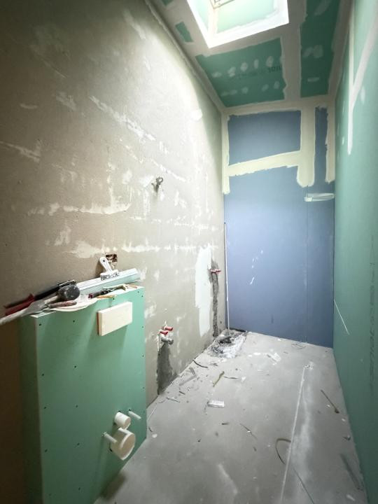 Apartament 2 camere, decomandat , etaj 2 in Chisoda 