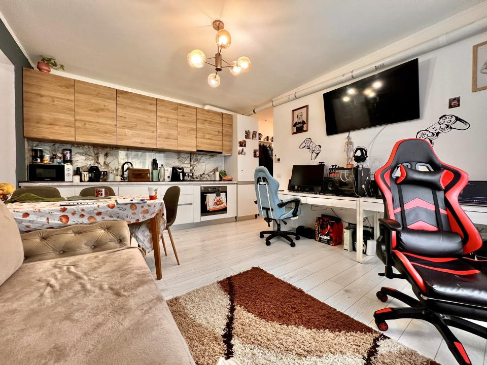  Apartament 3 camere, open-space, 50 mp utili, parter -Giroc