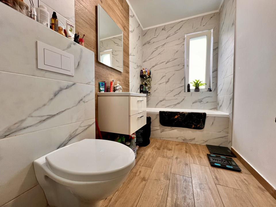  Apartament 3 camere, open-space, 50 mp utili, parter -Giroc