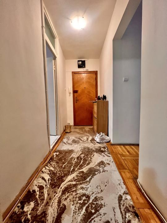 Apartament 3 camere, decomandat, 65 mp utili , etaj 2/4 -Girocului