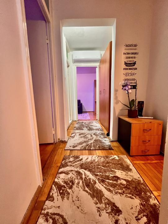 Apartament 3 camere, decomandat, 65 mp utili , etaj 2/4 -Girocului