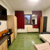 Garsoniera , 18 mp, etaj 1/4, baie proprie - Zona UMT