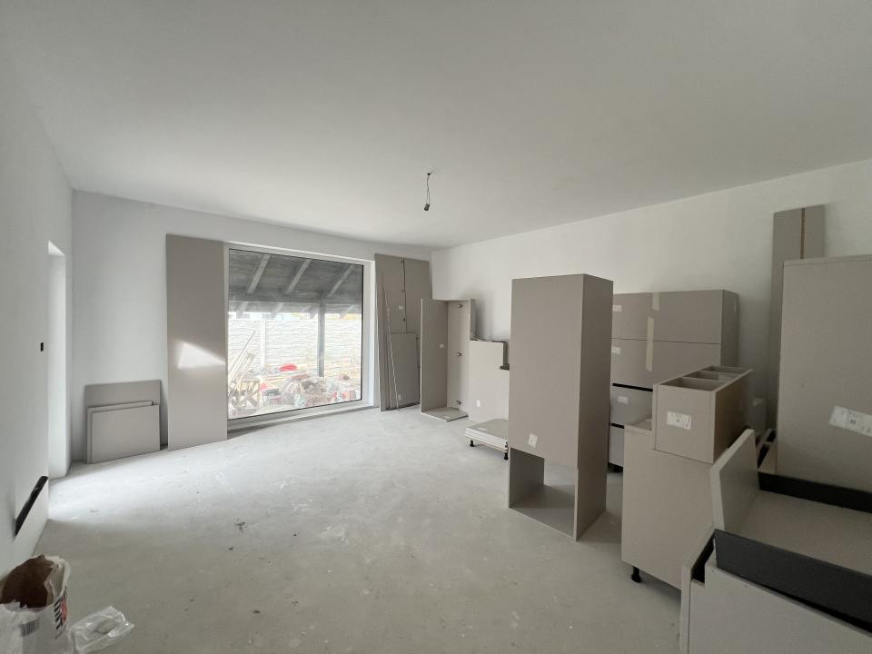 Duplex, 4 camere, 98 mp utili, 312 teren, panouri fotovoltaice - Giroc
