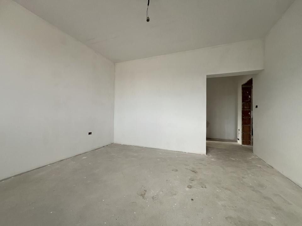 Duplex, 4 camere, 98 mp utili, 312 teren, panouri fotovoltaice - Giroc