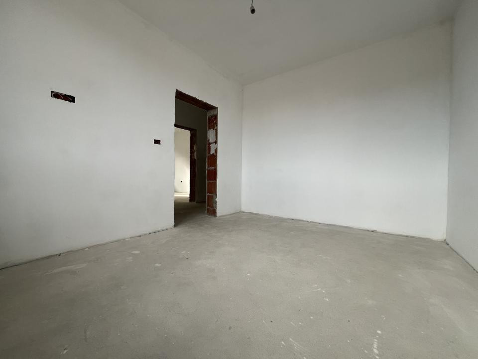 Duplex, 4 camere, 98 mp utili, 312 teren, panouri fotovoltaice - Giroc