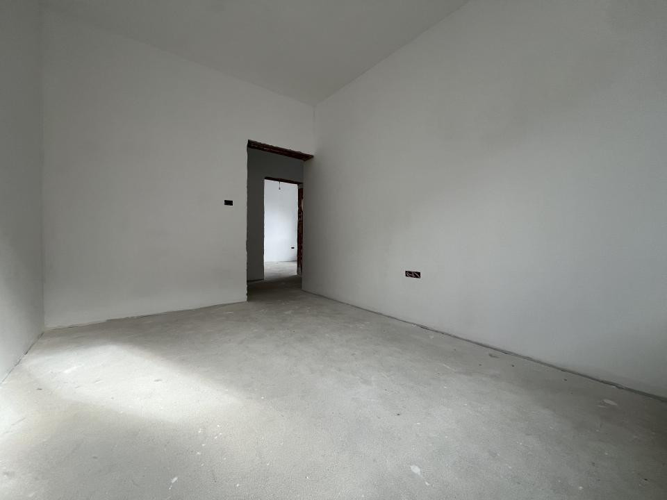Duplex, 4 camere, 98 mp utili, 312 teren, panouri fotovoltaice - Giroc