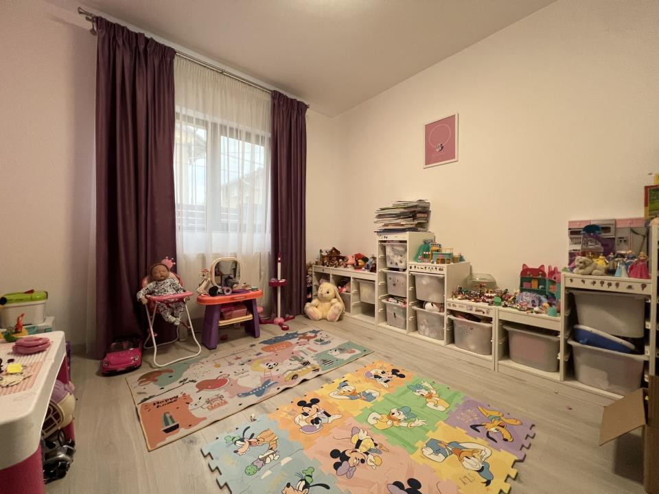 Casa individuala, 5 camere, 96 mp utili, 230 teren, mobilata - Giroc