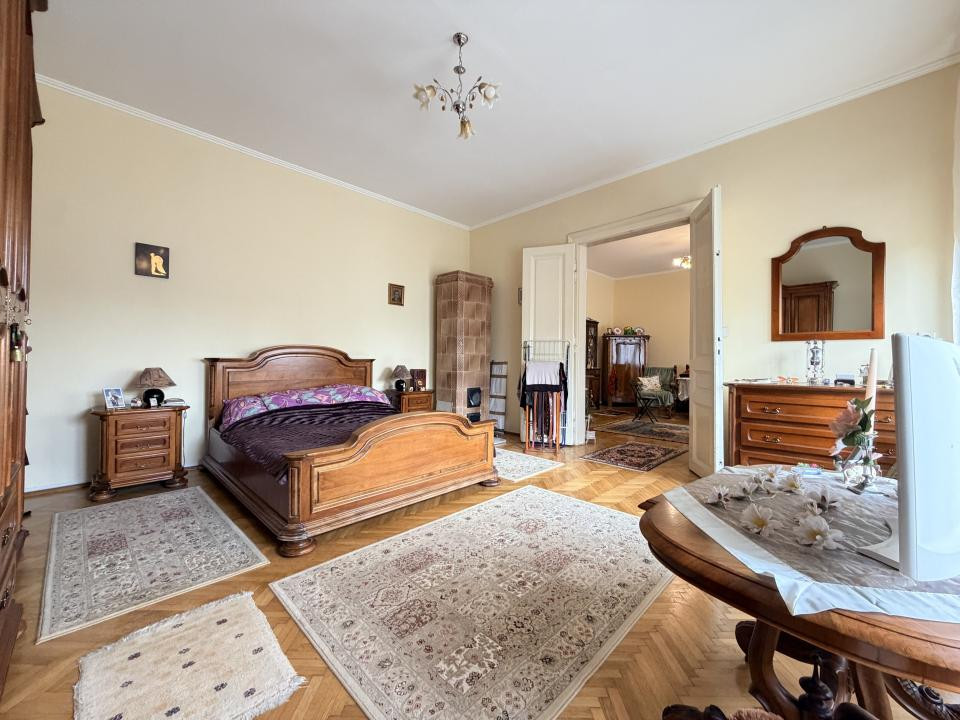 Apartament 2 camere, 83 mp utili, etaj 1, centrala, garaj - Iosefin