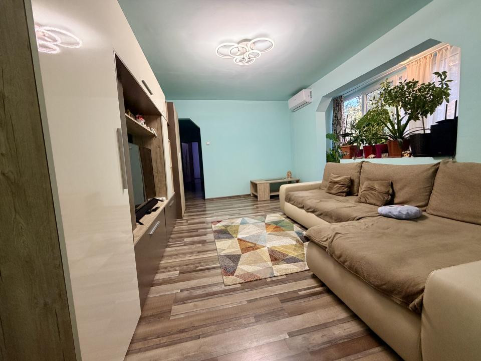 Apartament cu 3 camere, mobilat si utilat modern - zona Circumvalatiunii