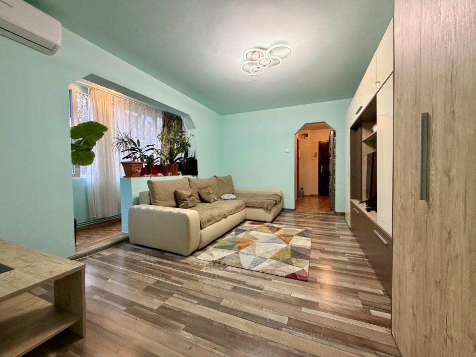 Apartament cu 3 camere, mobilat si utilat modern - zona Circumvalatiunii
