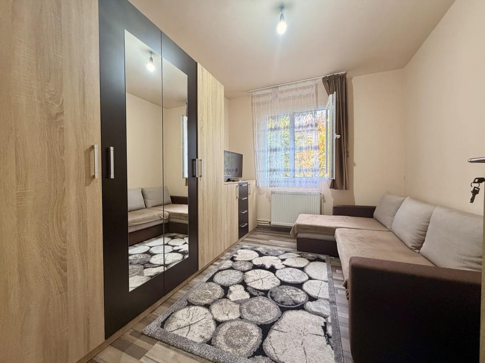 Apartament cu 3 camere, mobilat si utilat modern - zona Circumvalatiunii