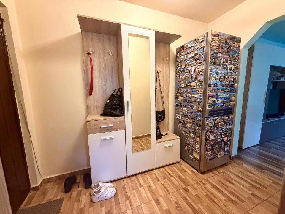 Apartament cu 3 camere, mobilat si utilat modern - zona Circumvalatiunii