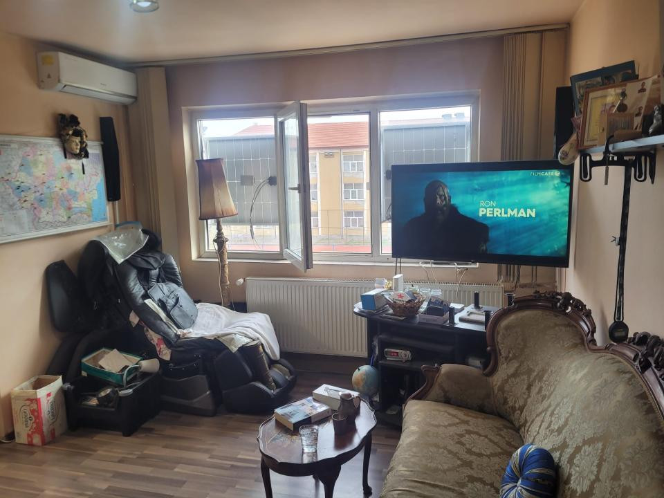 Apartament cu 3 camere, etaj 2 - langa parcul din zona Dacia