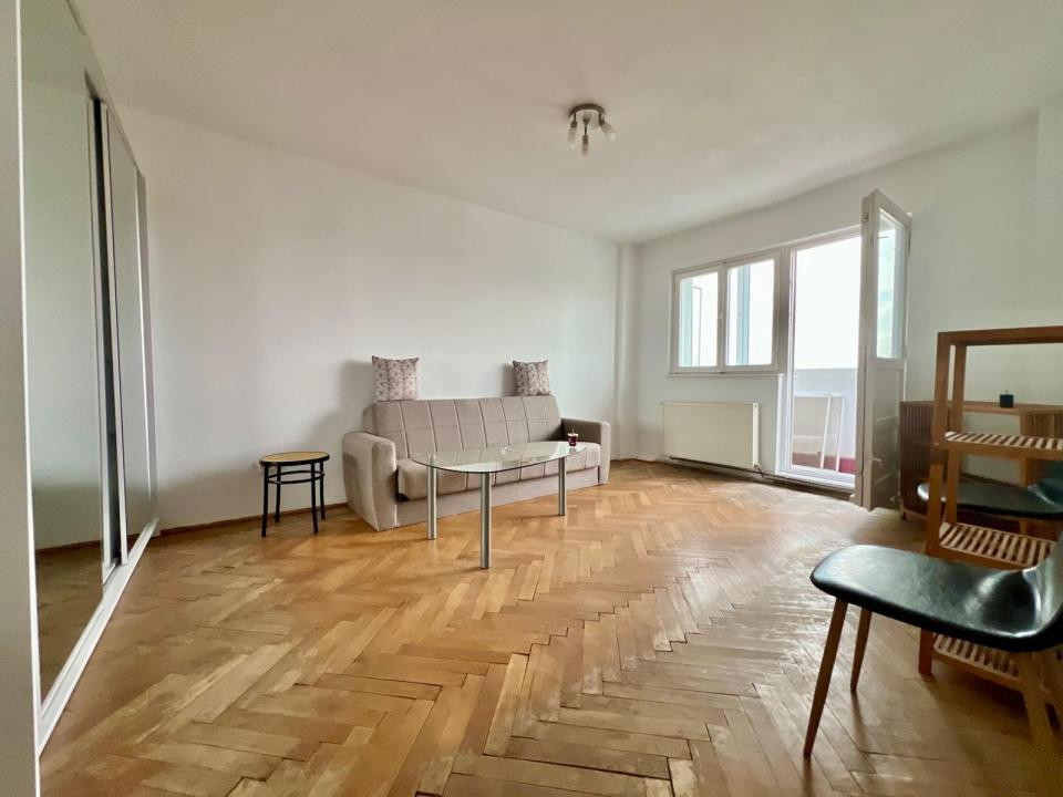  Apartament cu 3 camere, 69 mp utili, decomandat - Zona Dacia