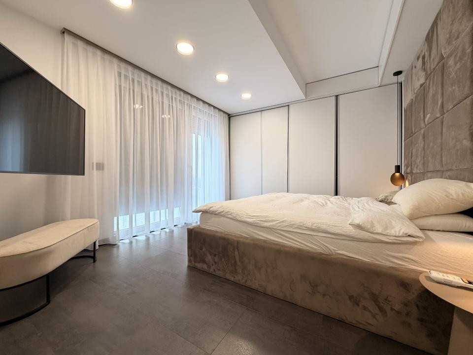 COMISION 0%-PENTHOUSE-3 cam., 90 mp utili, 70mp terasa-GIROC