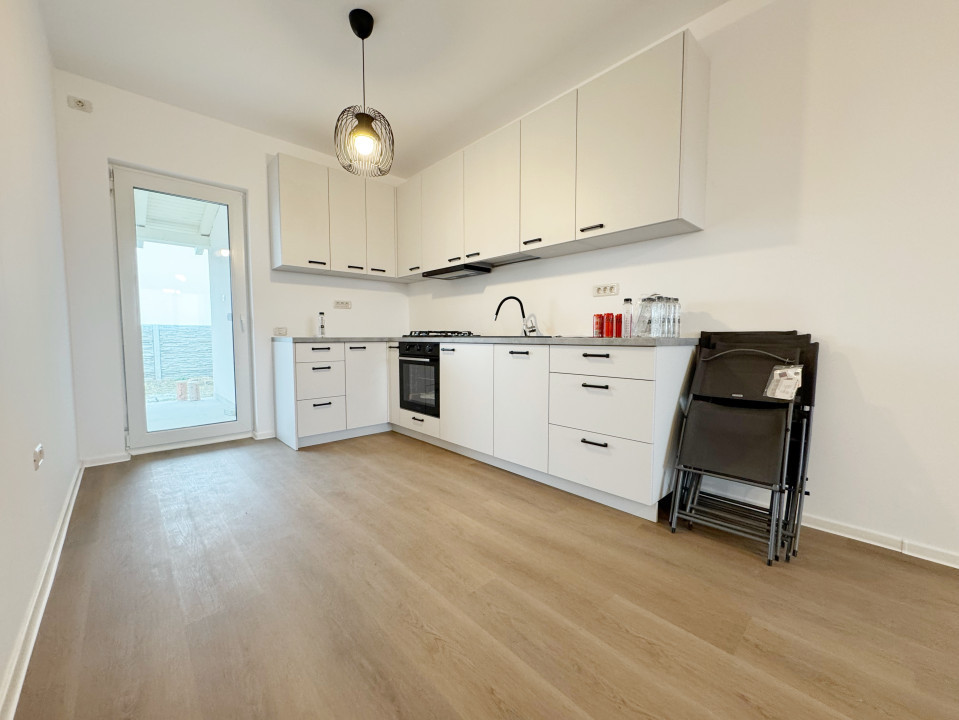 Duplex 4 camere, 84 mp utili, 305 mp suprafata teren , situat în Mosnita Noua