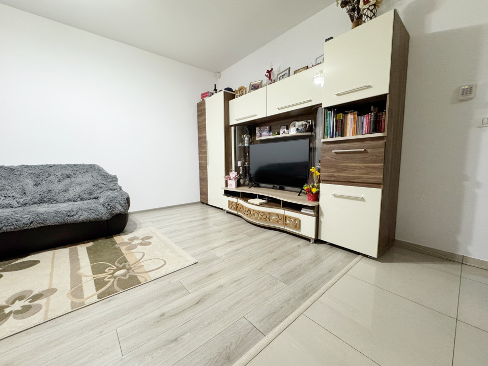 Apartament 2 camere, 48mp, balcon 6mp, pozitie excelenta în Giroc 