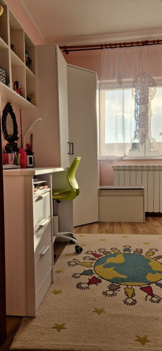 Oportunitate, apartament 4 camere, 84 mp utili, zona Bucovina